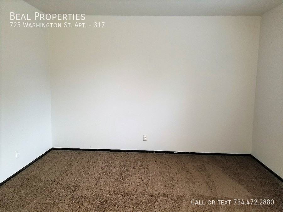 725 Washington St #317 - Photo 7 of 13