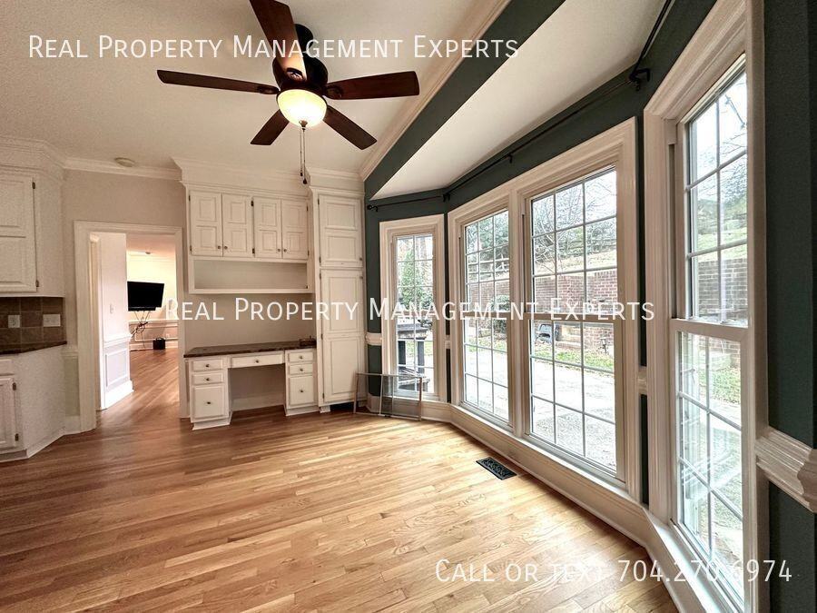 640 Barington Pl - Photo 6 of 29