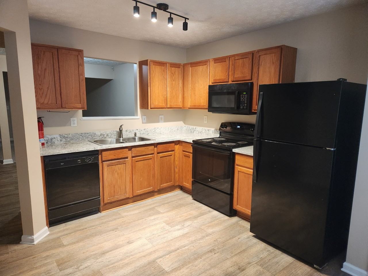 3354 Waldrop Trl #3354 - Photo 5 of 15