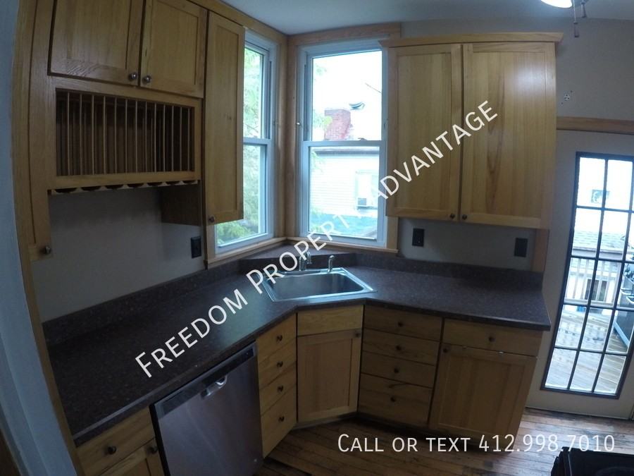 129 Cohassett St #2 - Photo 4 of 12