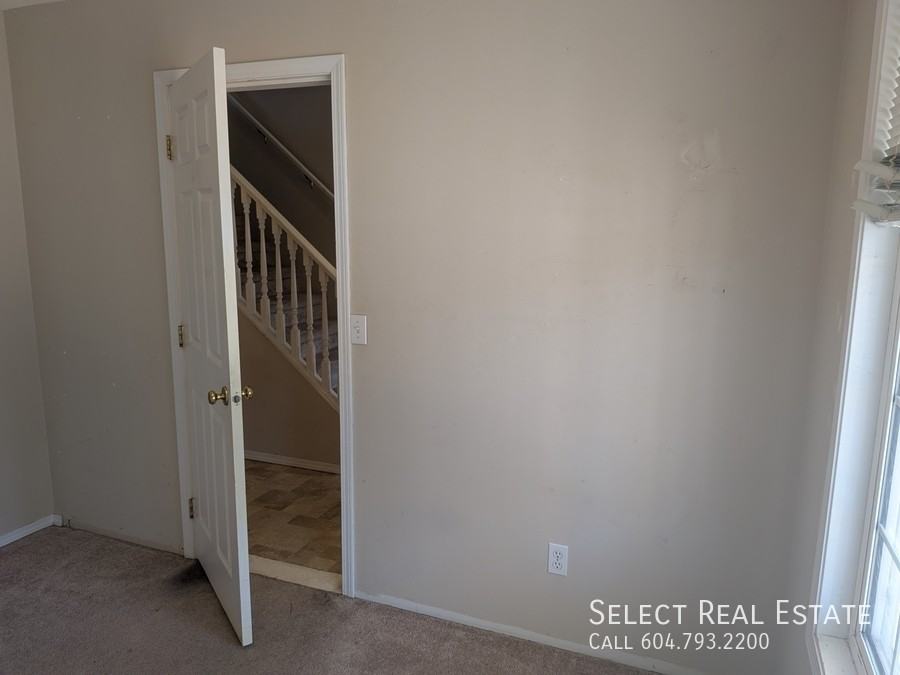 5810 Tyson Rd - Photo 5 of 29