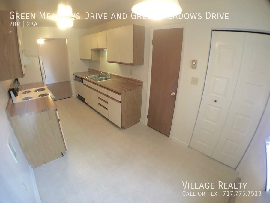 Green Meadows Drive & & Green Meadows Drive #584 - Photo 2 of 26