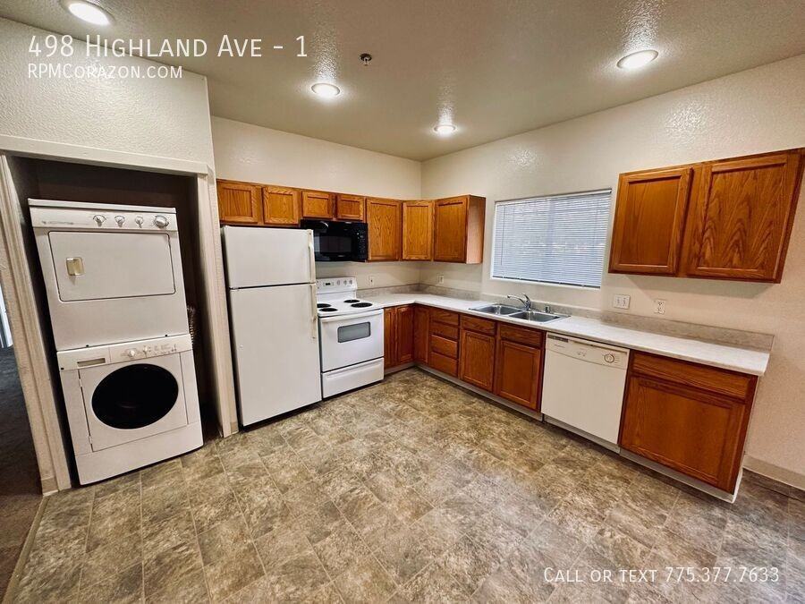 498 Highland Ave #1 - Photo 4 of 19
