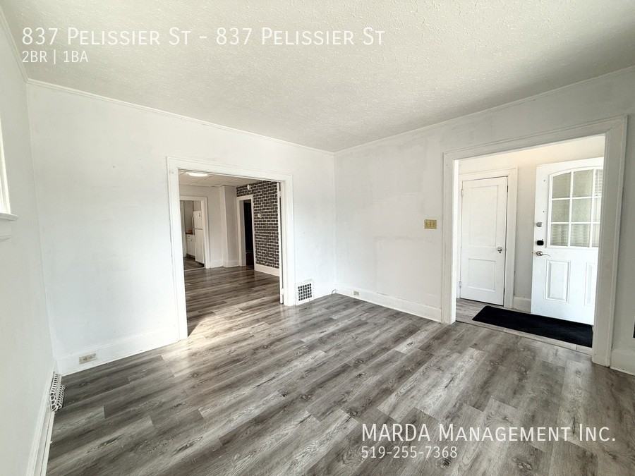 837 Pelissier St - Photo 4 of 35