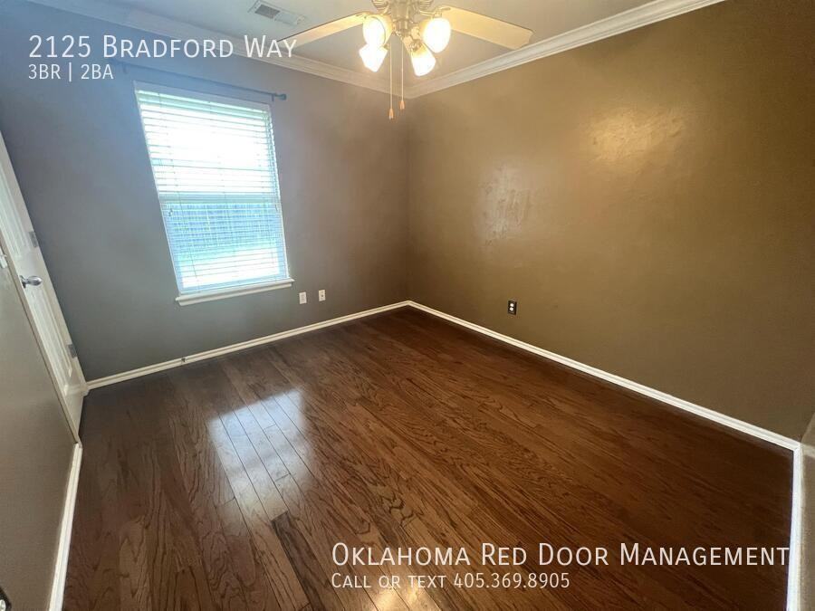 2125 Bradford Way - Photo 6 of 36