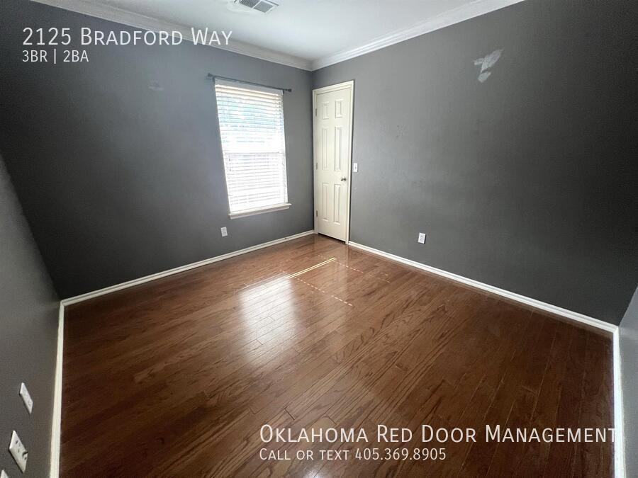 2125 Bradford Way - Photo 7 of 36