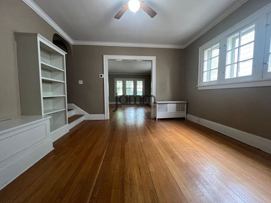 3079 Meadowbrook Blvd - Photo 5 of 25