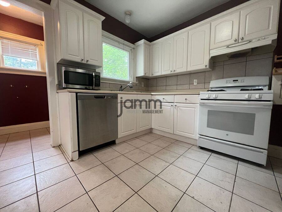 3079 Meadowbrook Blvd - Photo 7 of 25