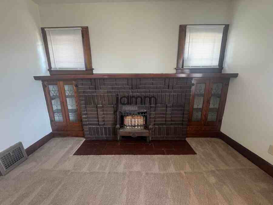 4347 W 49th St - Photo 4 of 12