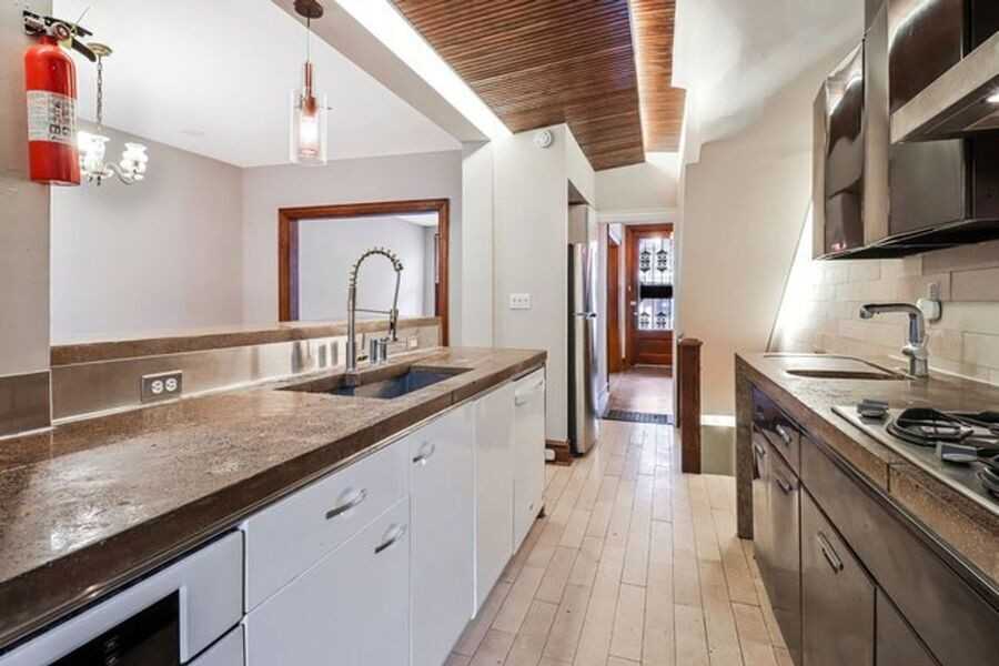 1358 Parkwood Pl Nw - Photo 5 of 50