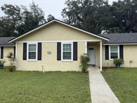 805 Meadowbrook Dr #B - Photo 1 of 1