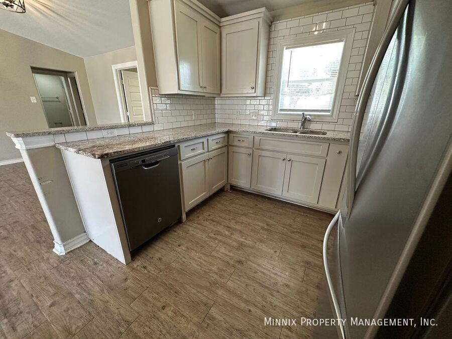 4118 30th St - Photo 6 of 18