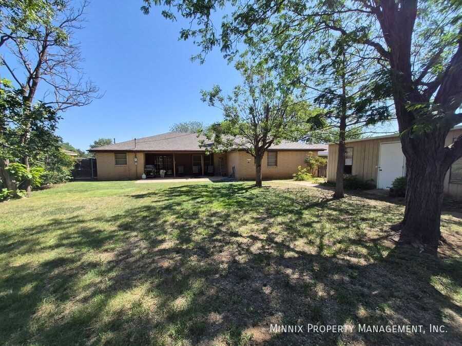 2805 James Louis Dr - Photo 6 of 8
