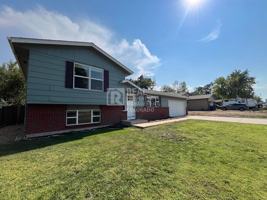 featured image of 4524 1st Street Rd