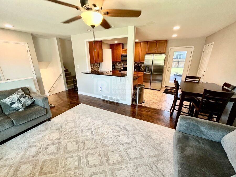 4524 1st Street Rd - Photo 4 of 23