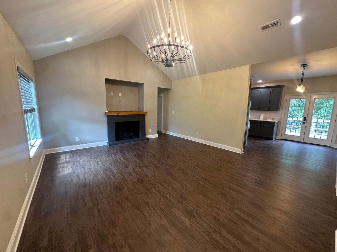 32 Sarjon Cir - Photo 2 of 27