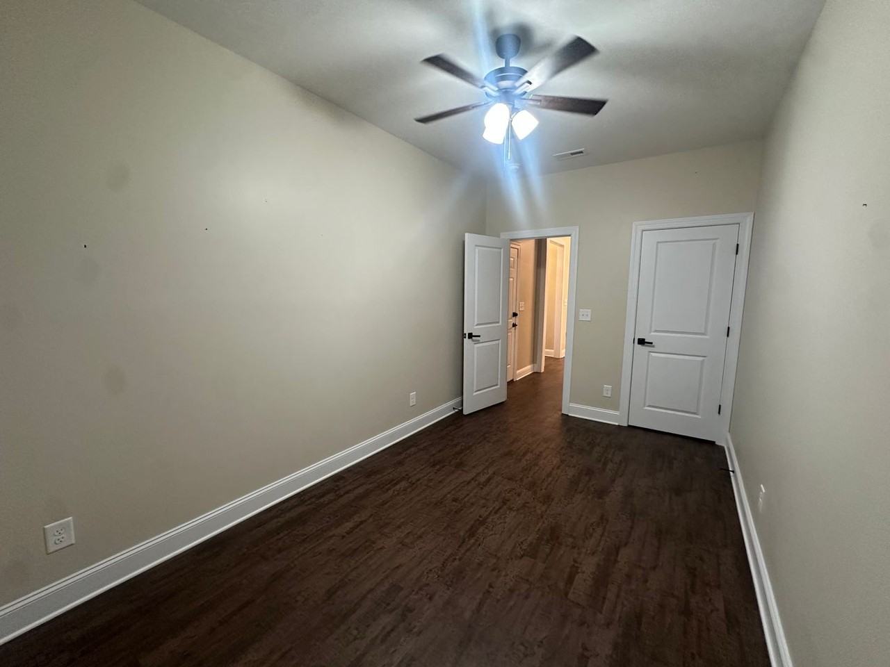 32 Sarjon Cir - Photo 5 of 27