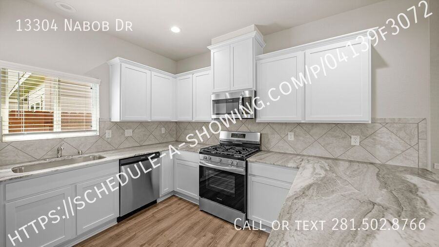 13304 Nabob Dr - Photo 4 of 12