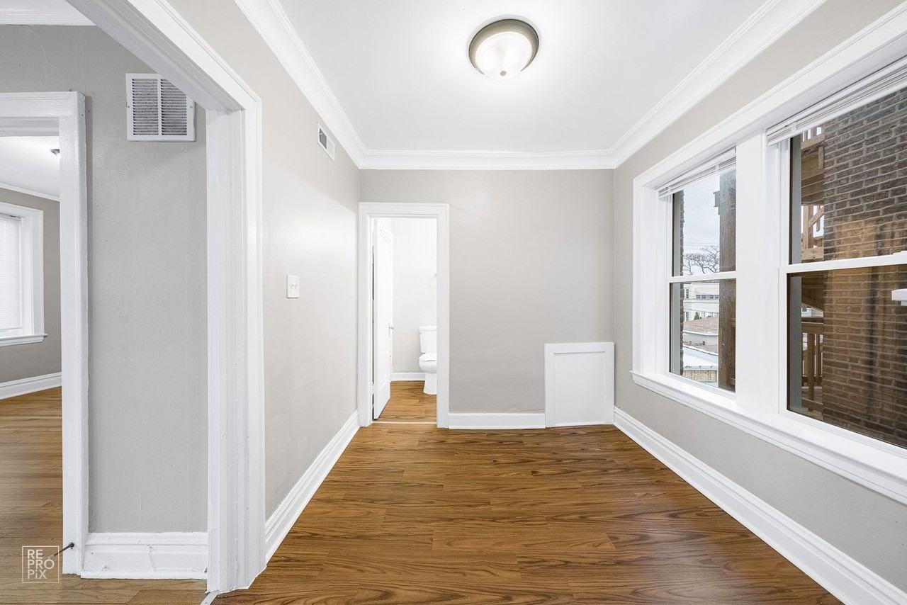 6207 21st St #16 - Photo 7 of 11