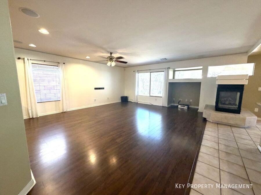 6328 Brave Voyager Ct - Photo 6 of 25