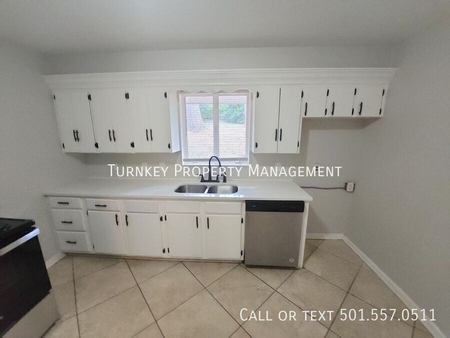 15 Woodcliff Cir - Photo 2 of 11
