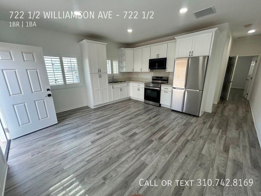 722 1/2 Williamson Ave #722-1-2 - Photo 2 of 16