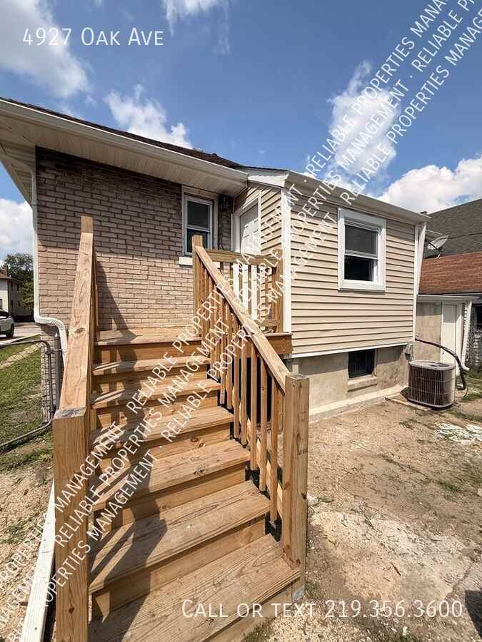 4927 Oak Ave - Photo 2 of 18