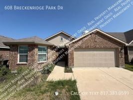 featured image of 608 Breckenridge Park Dr