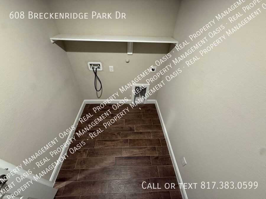 608 Breckenridge Park Dr - Photo 5 of 17