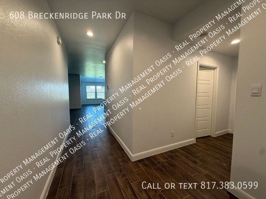 608 Breckenridge Park Dr - Photo 7 of 17