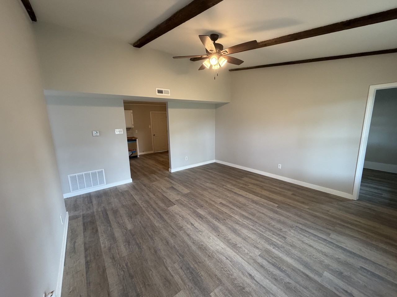 103 Briarfield Cv #1 - Photo 2 of 14