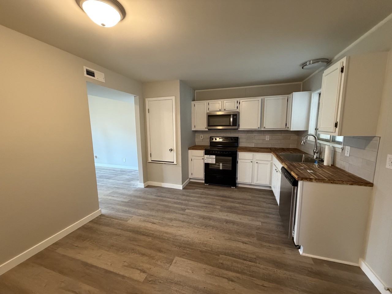 103 Briarfield Cv #1 - Photo 5 of 14