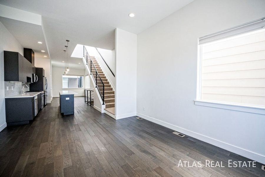 2016 Bryant St #107 - Photo 5 of 38