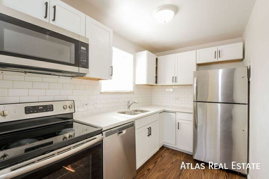 4991 Lowell Blvd #304 - Photo 4 of 15