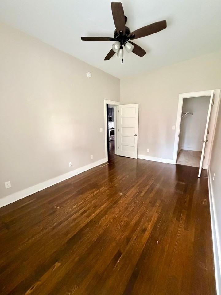 201 E Fifth St #101 - Photo 7 of 19