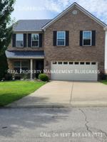 featured image of 1006 Sugarbush Trl