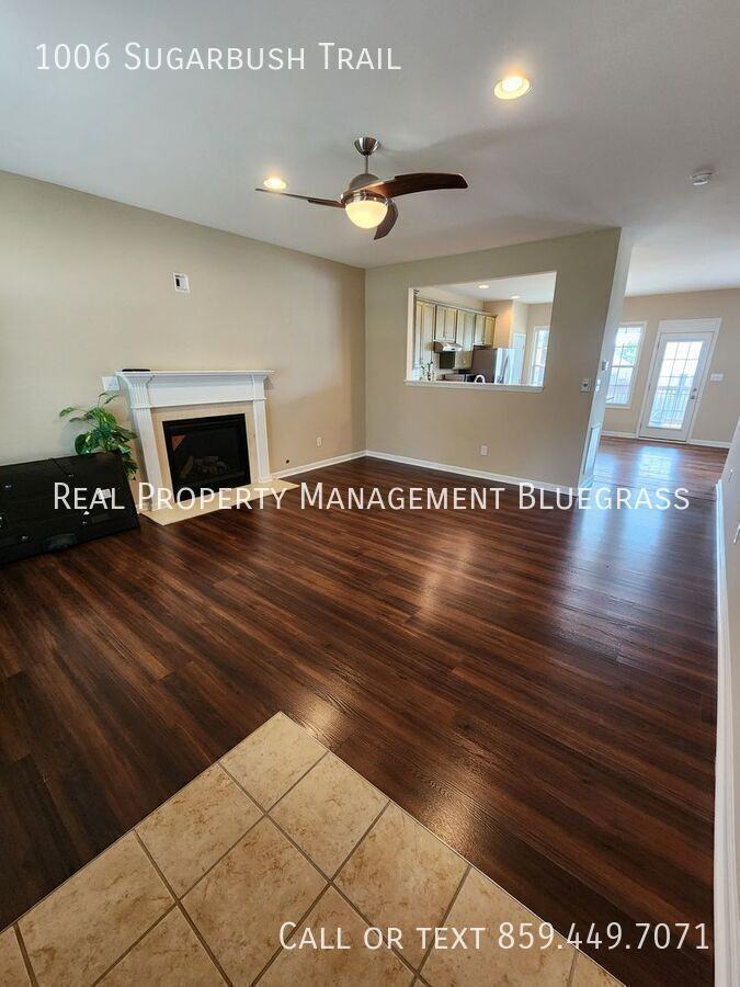 1006 Sugarbush Trl - Photo 2 of 21
