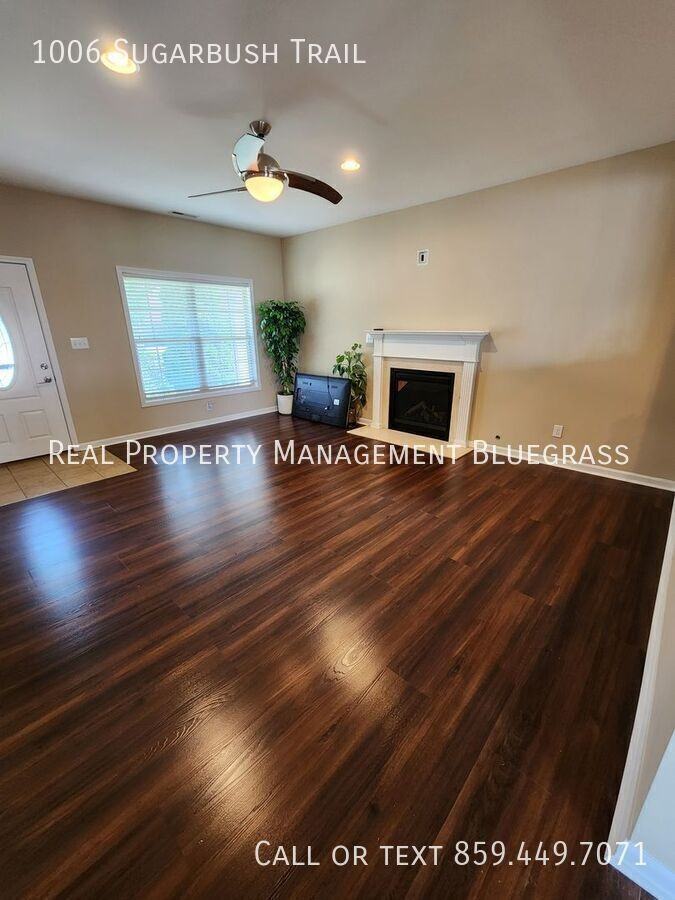 1006 Sugarbush Trl - Photo 3 of 21