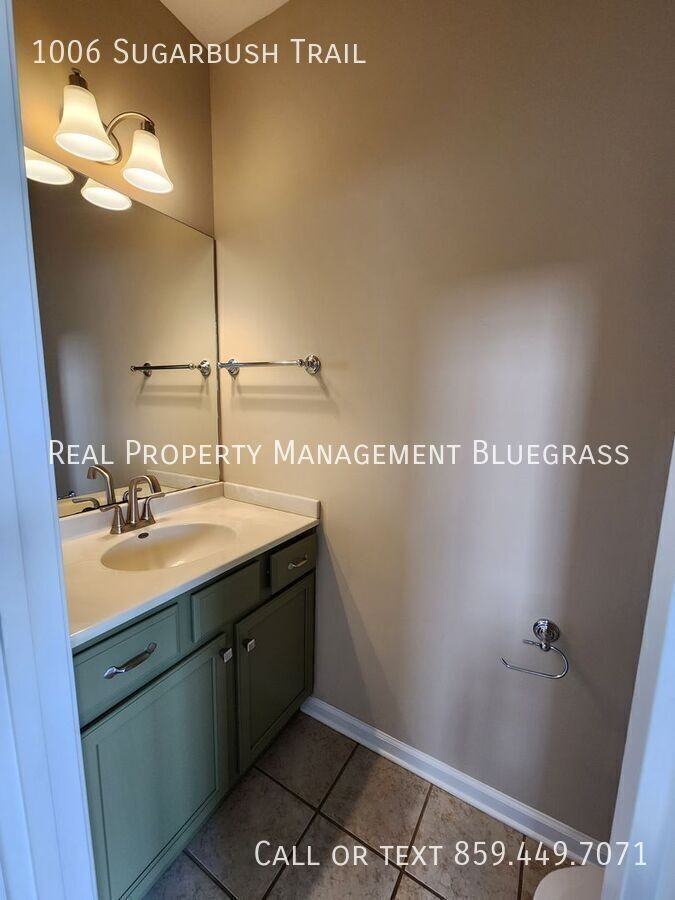 1006 Sugarbush Trl - Photo 6 of 21