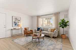 featured image of 642 Douglas Ave
