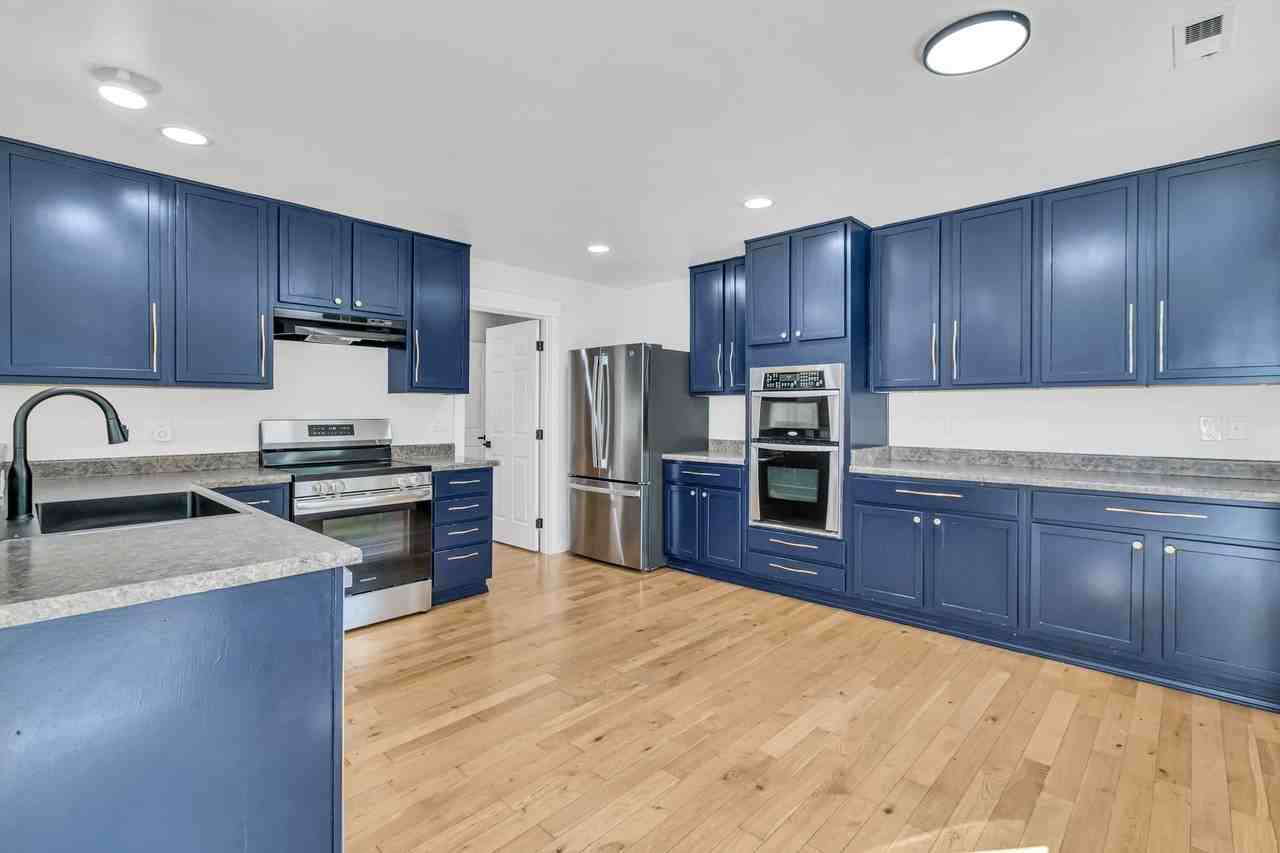 21603 Se 298th Pl - Photo 4 of 31