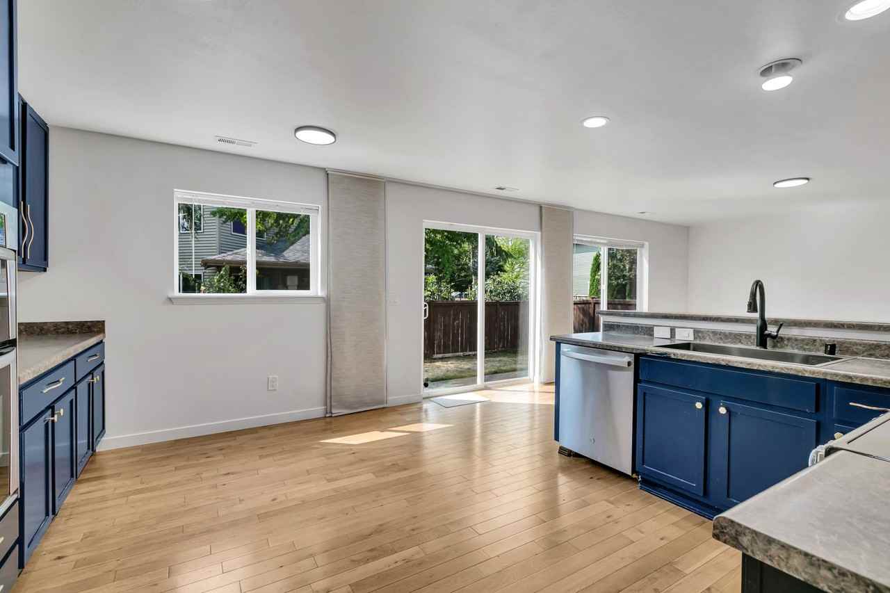 21603 Se 298th Pl - Photo 5 of 31