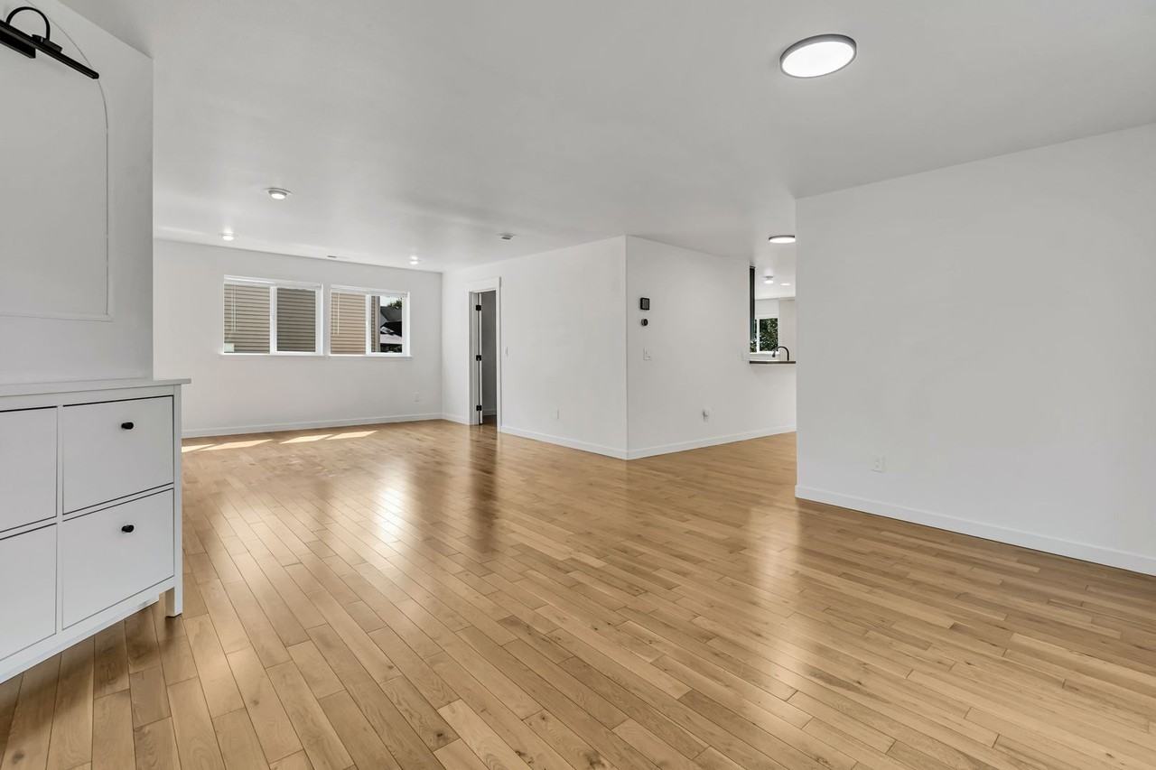 21603 Se 298th Pl - Photo 7 of 31