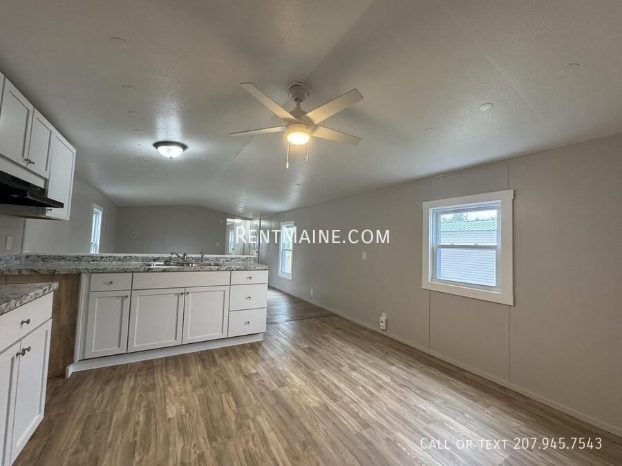 108 D St - Photo 2 of 11