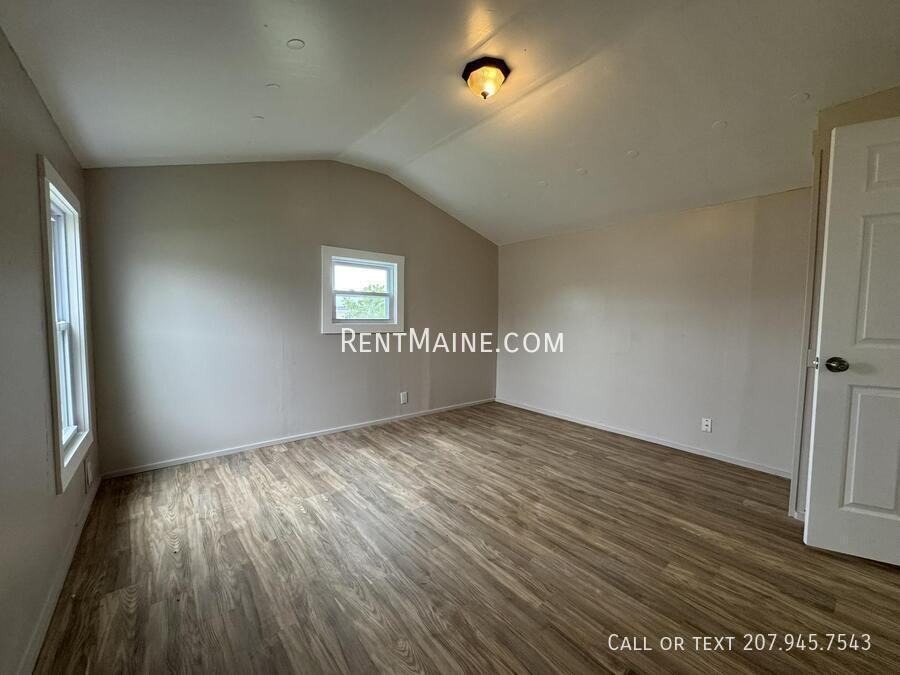 108 D St - Photo 6 of 11
