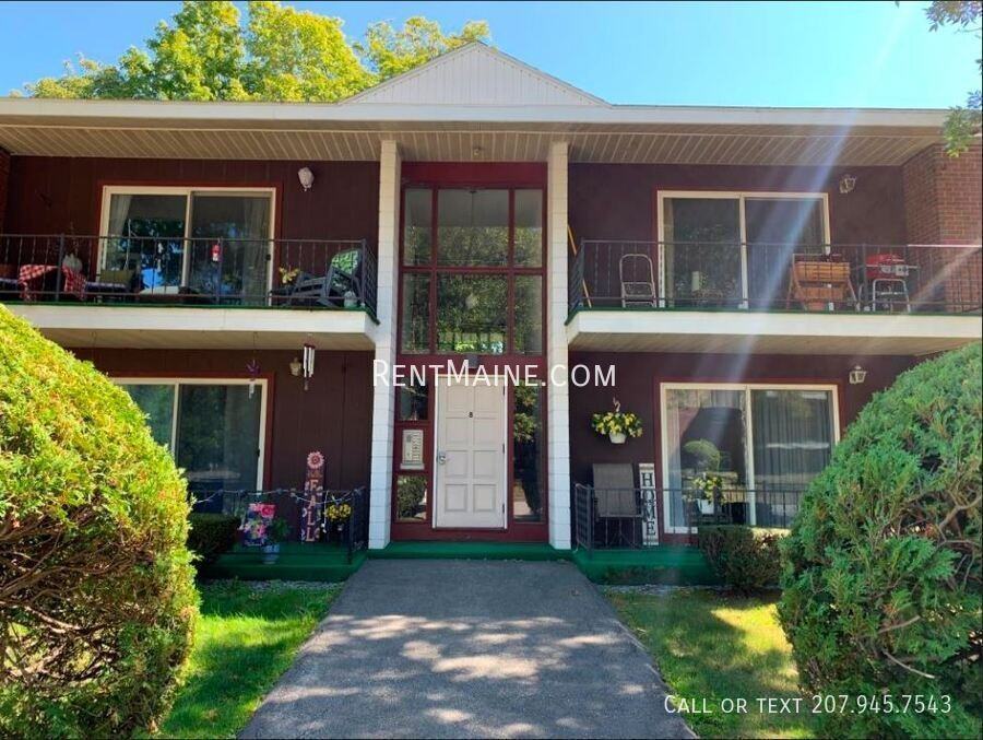 27 Longrale Park Apt D - Photo 3 of 3