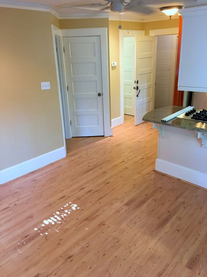 406 Maple St - Photo 2 of 10