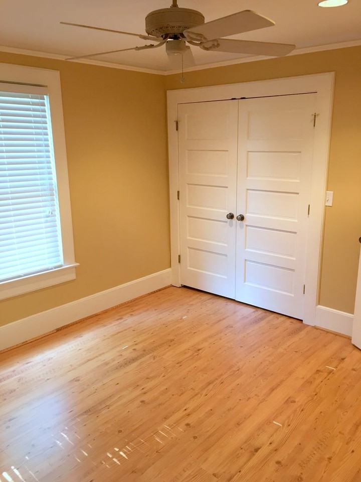 406 Maple St - Photo 7 of 10