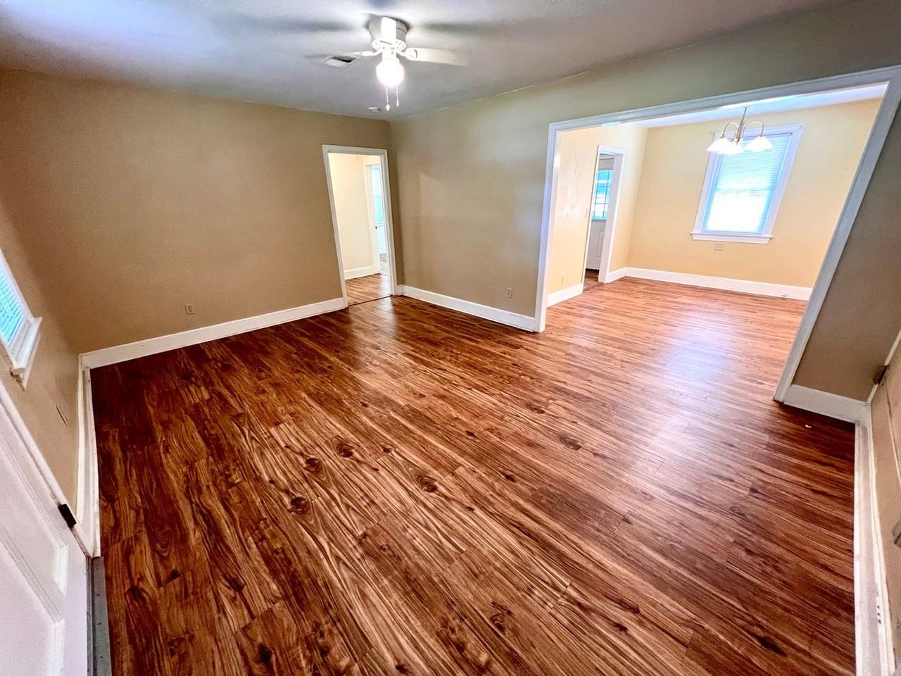 4126 Beecliff Dr - Photo 3 of 16
