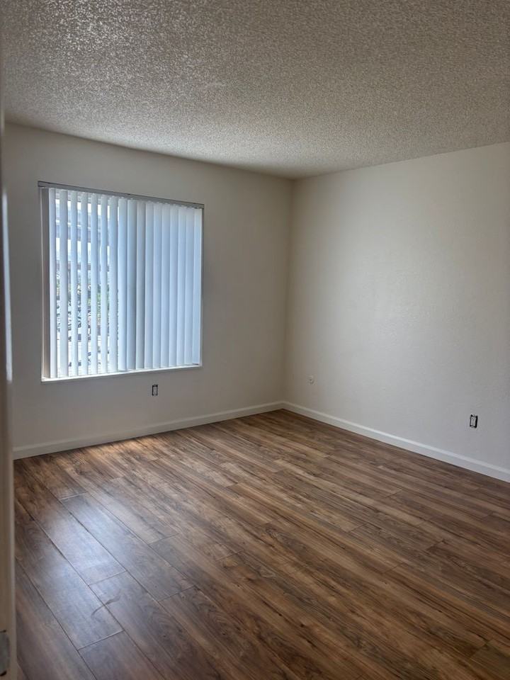 8230 Lemon Grove Way - Photo 7 of 10